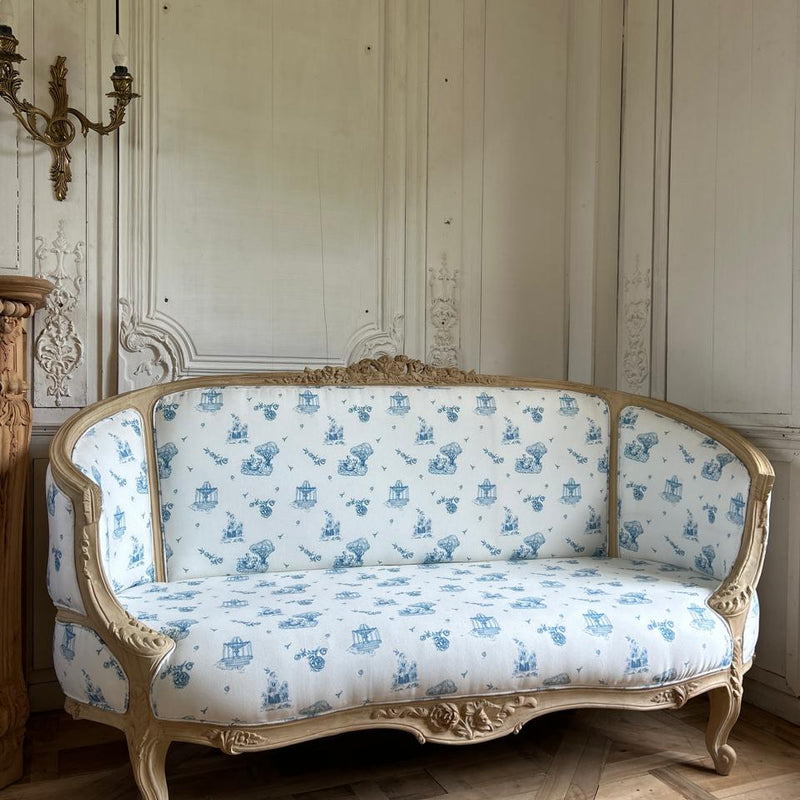 Country style Petite Louis XV Sofa~