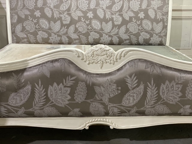 The exuberant Louis XV bed