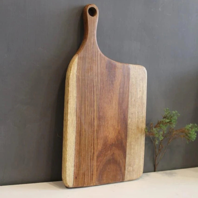 WOODEN CHOPPING BOARD