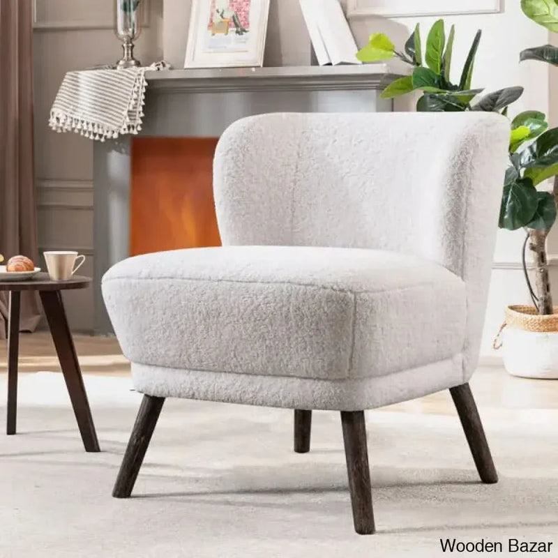 Gentilhomme Upholstered Side Chair - Wooden Empiro