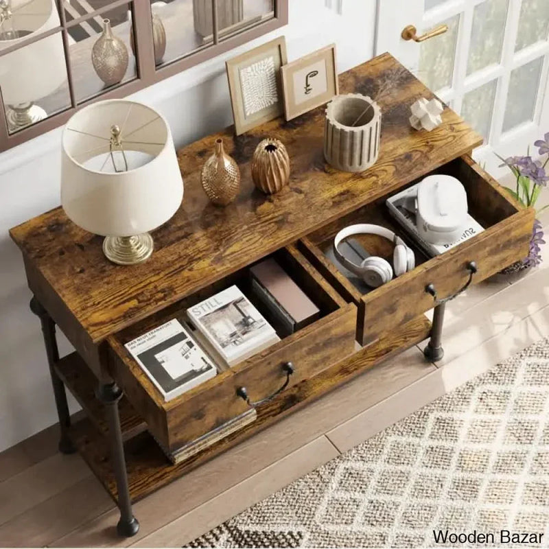 Hettic Console Table