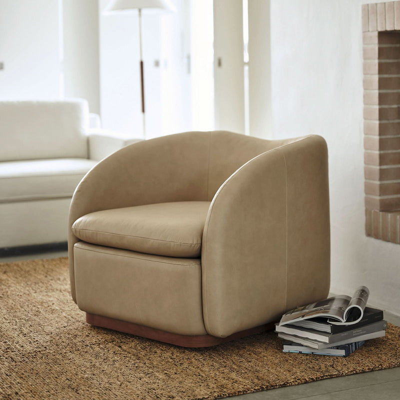 Kazuin Swivel Leather Chair - Wooden Empiro