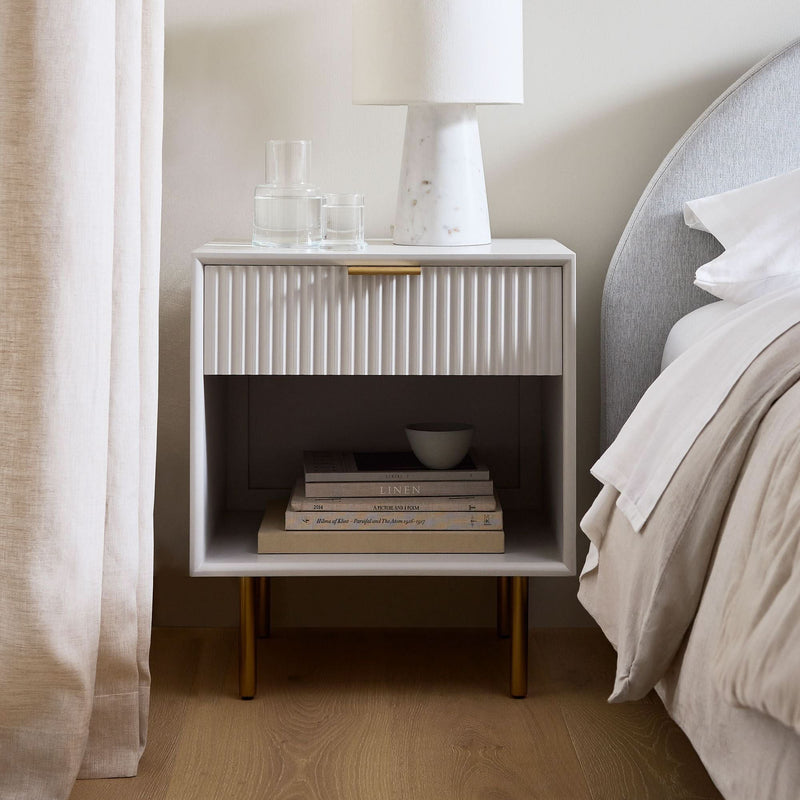 Shaprilon Opened Bedside Table - Wooden Empiro