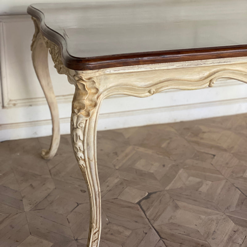 Dining table with unreasonably sleek rococo