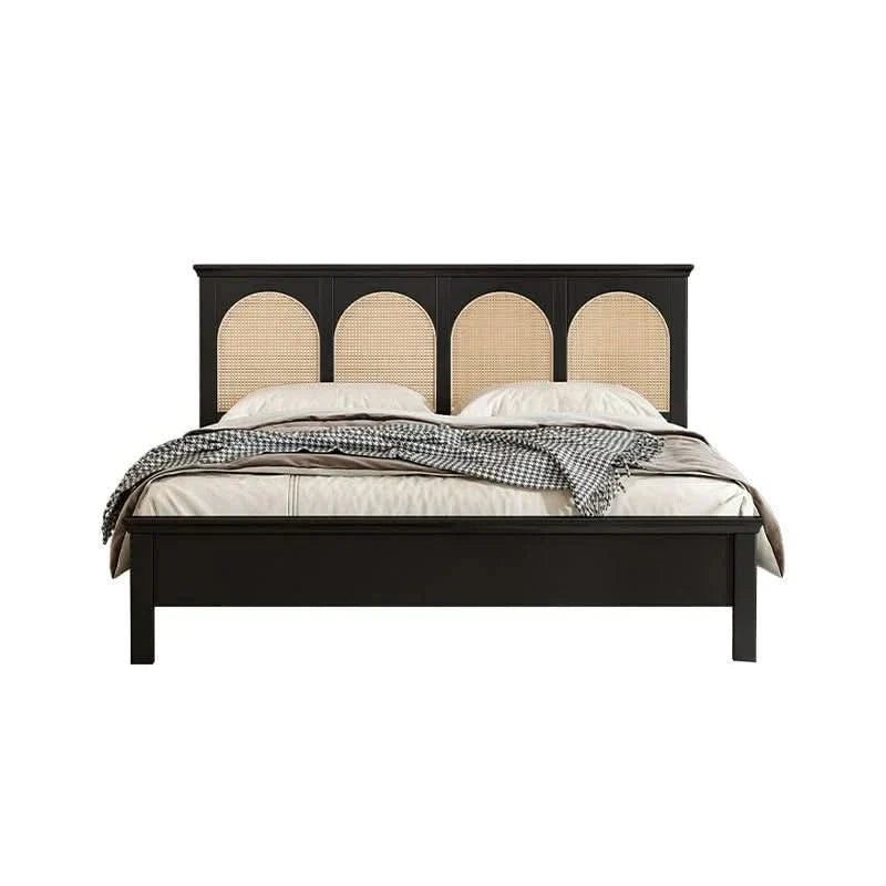Kiviaan Rattan Bed - Wooden Empiro