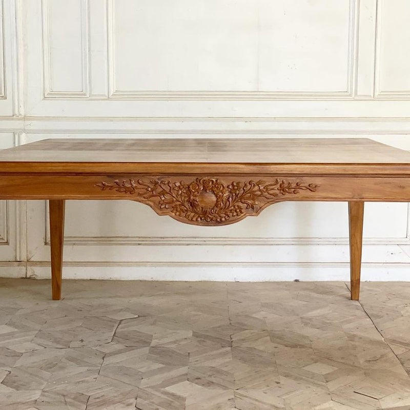 Dining table in Louis XVI style