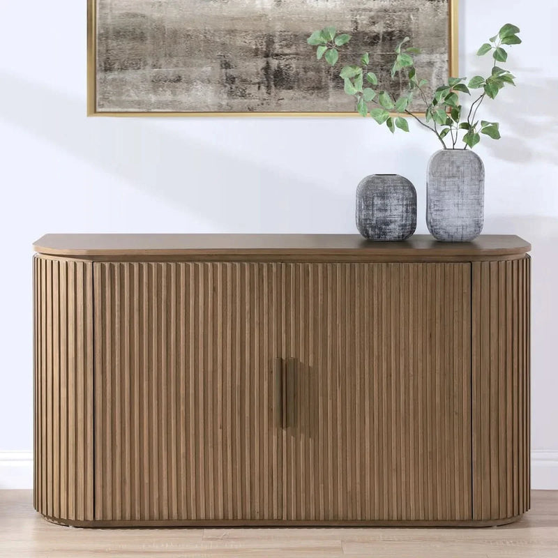 Bold Reeded Sideboard – Brass Hardware & Seamless Modern Style