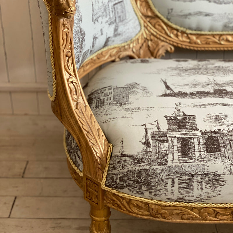 Louis XVI canapé / sofa with birds and foliage