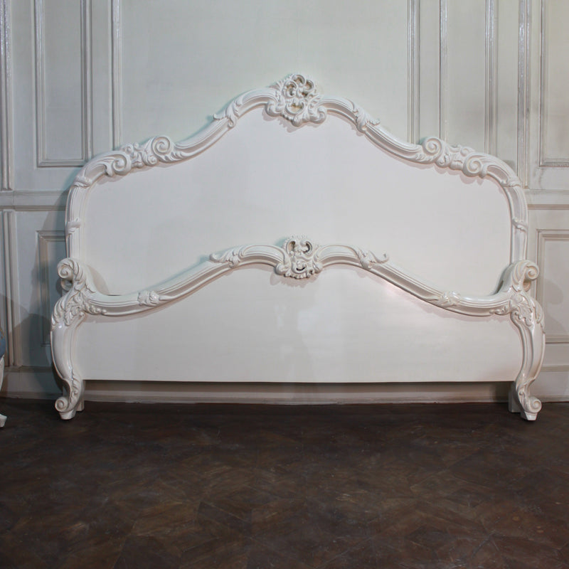 The classic Louis XV bed