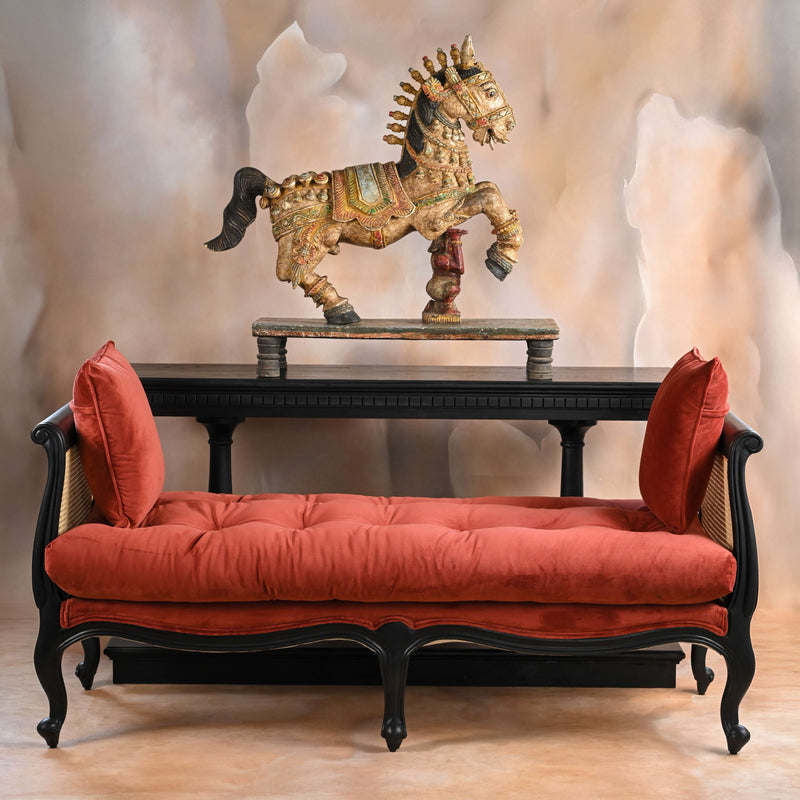Raj Chaise