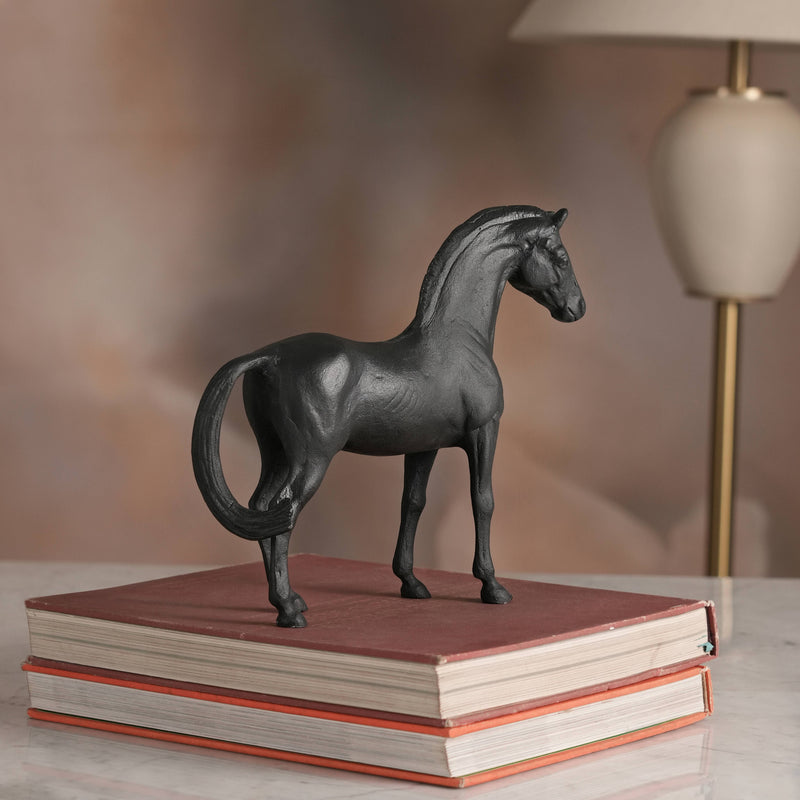Equinox Horse Decor
