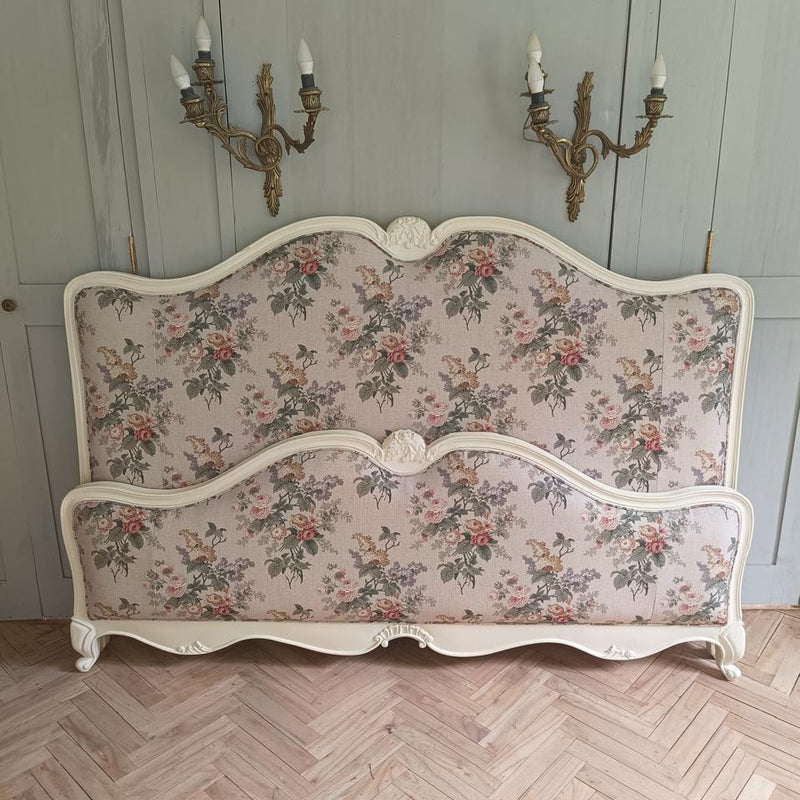 The classic Louis XV bed~