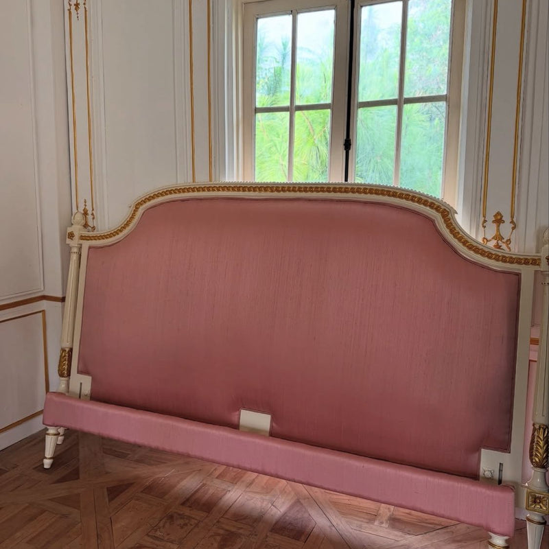 Delicate Louis XVI bed~