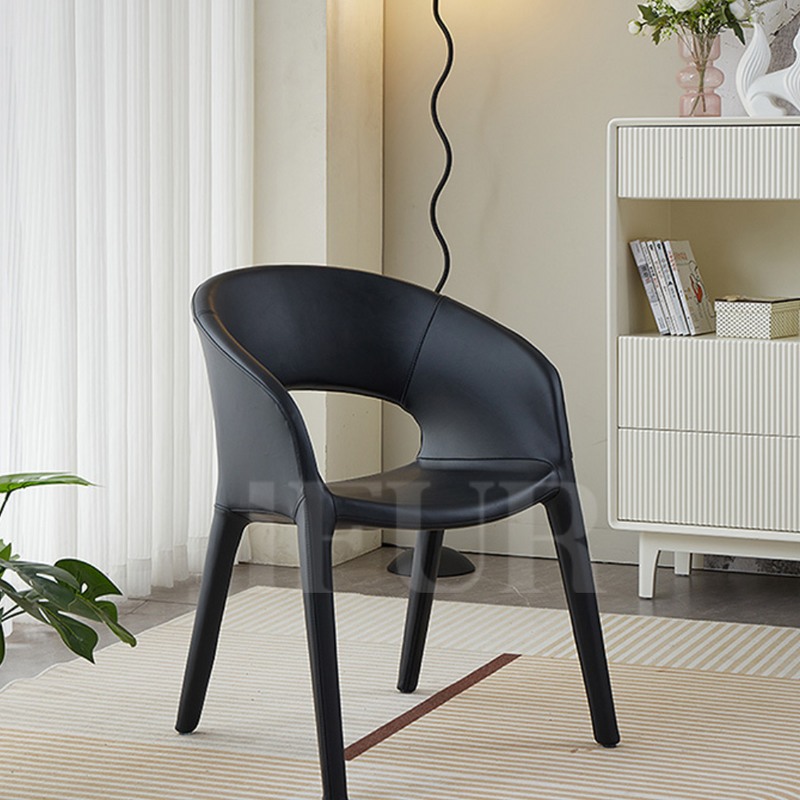 Raven Curve Arm Chair