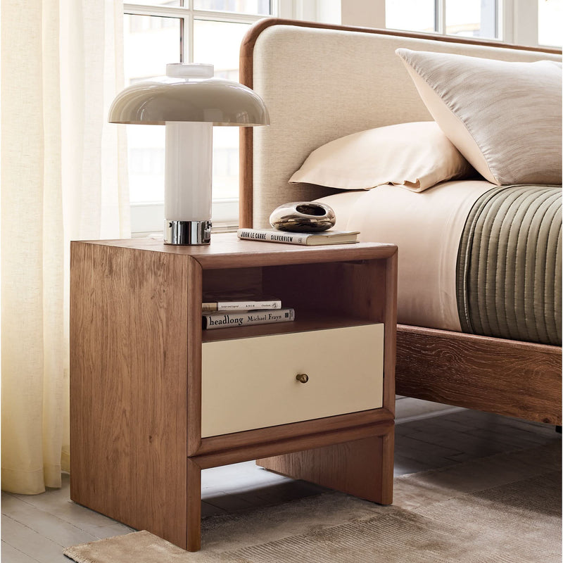 Kianovich Modern Bedside Table - Wooden Empiro