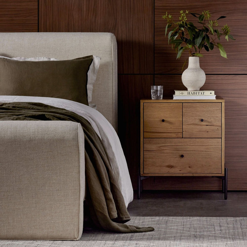 Kelox Modern Bedside Table - Wooden Empiro